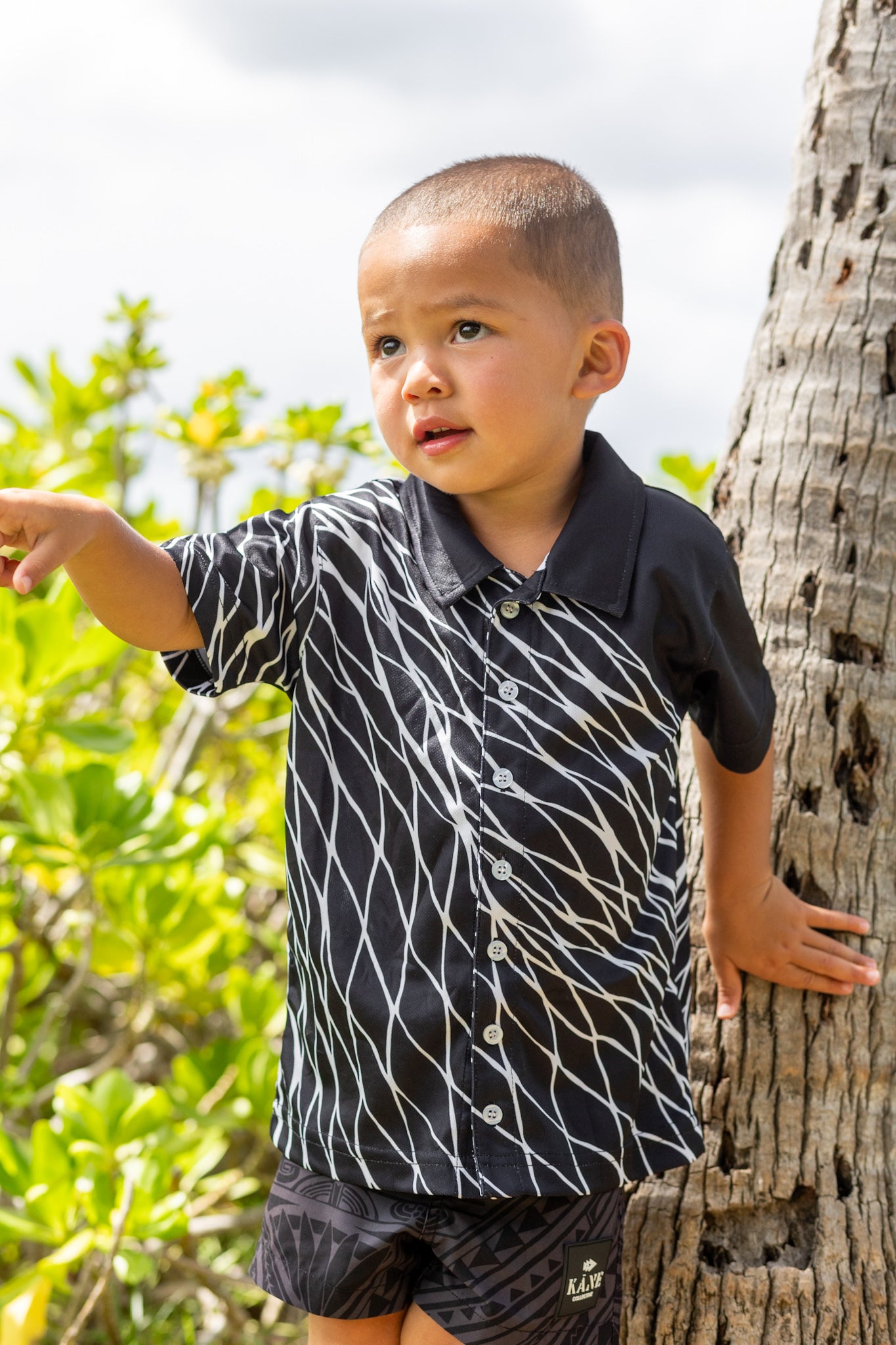 Keiki Upena Black/White Aloha Shirt