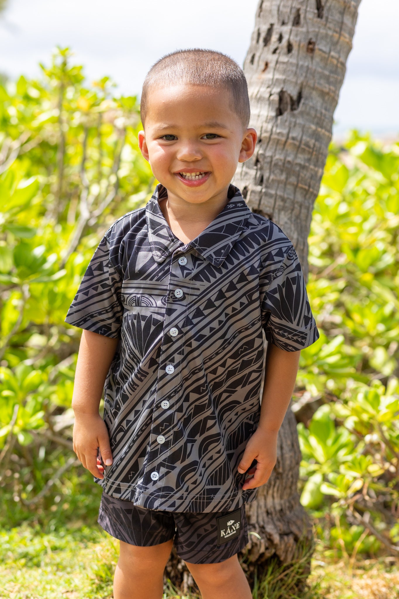 Keiki Pasifika Grey/Black Aloha Shirt