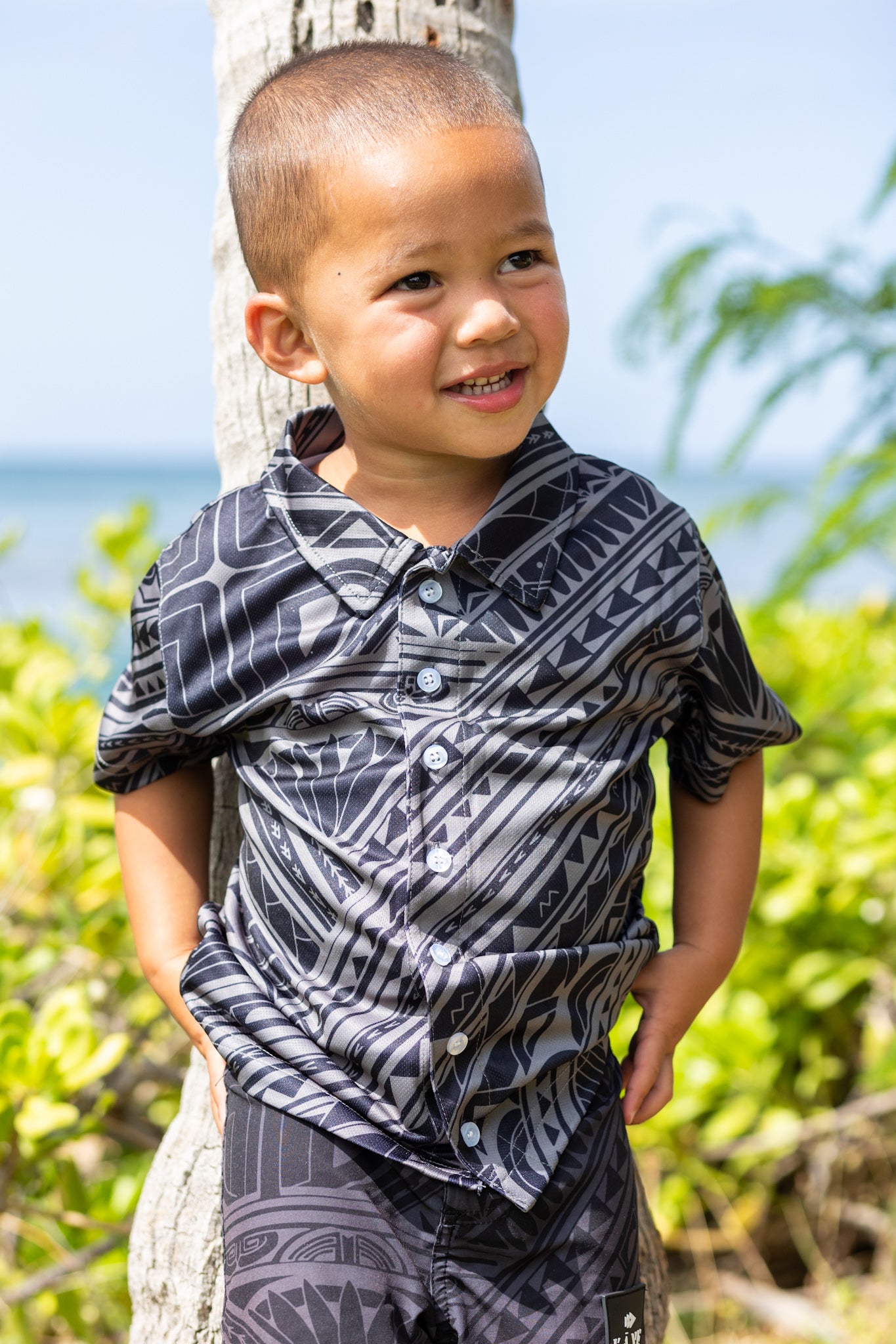 Keiki Pasifika Grey/Black Aloha Shirt