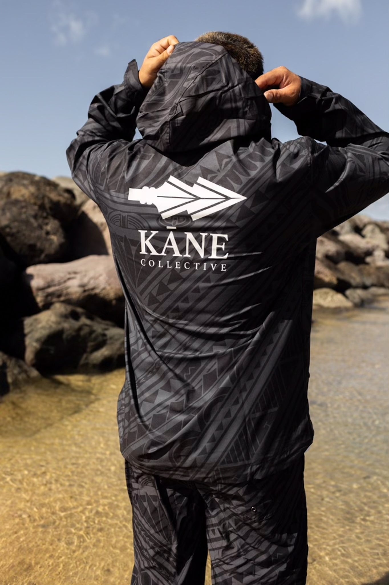 Kane Collection Pasifika Black Windbreaker